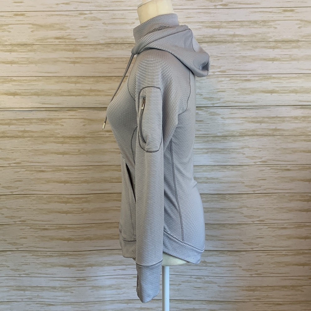 Athleta Quarter Zip Jacket - Picture 8 of 11